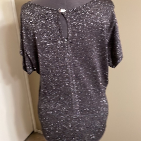 Premise Studio sweater - Picture 2 of 3